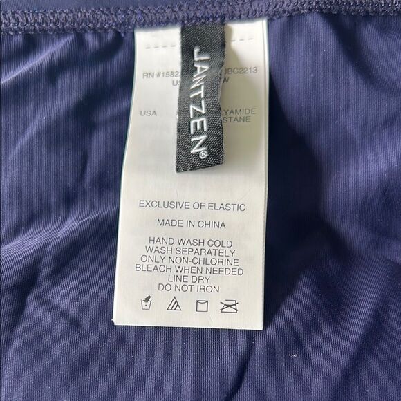 NWT Jantzen Navy Swim Skirt 24W - Picture 3 of 3